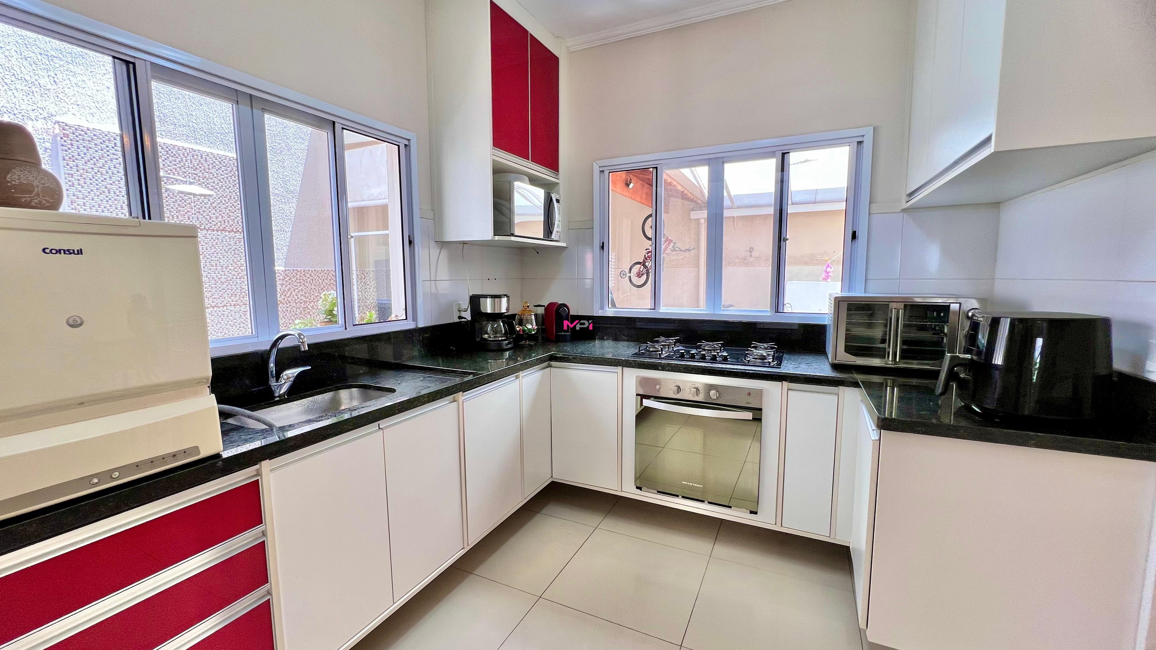Casa de Condomínio à venda com 3 quartos, 160m² - Foto 11