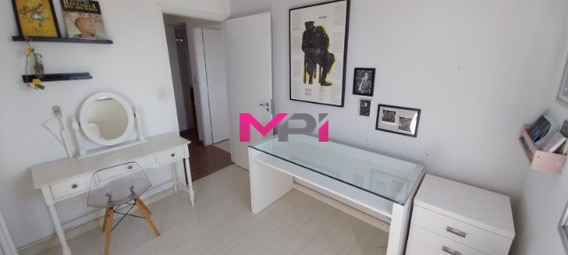 Apartamento à venda com 3 quartos, 98m² - Foto 21