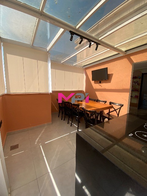 Cobertura à venda com 2 quartos, 110m² - Foto 10