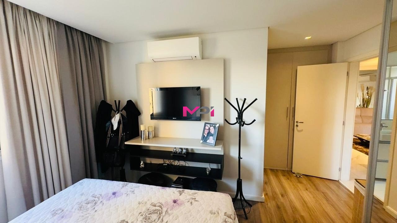 Apartamento à venda com 3 quartos, 131m² - Foto 20