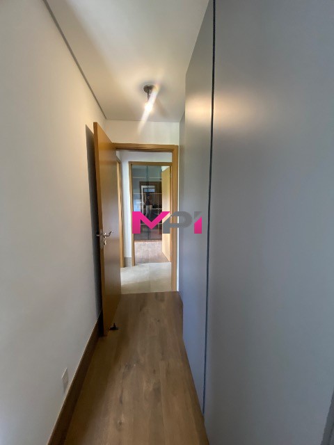Apartamento à venda com 3 quartos, 121m² - Foto 30