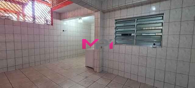 Casa à venda com 2 quartos, 250m² - Foto 7