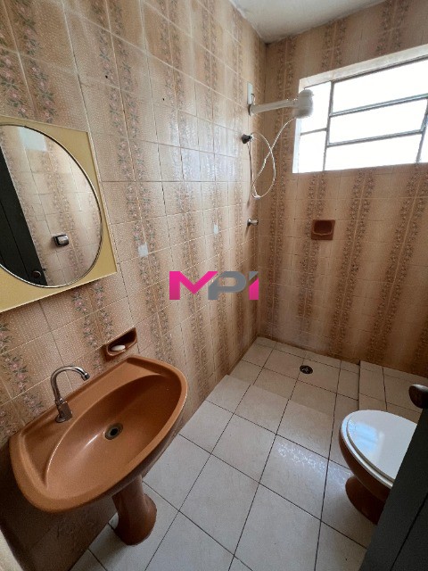 Casa à venda com 2 quartos, 320m² - Foto 12