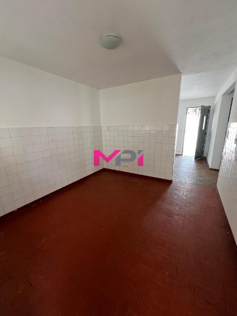 Casa à venda com 2 quartos, 320m² - Foto 16
