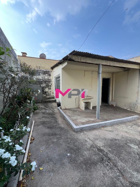 Casa à venda com 2 quartos, 320m² - Foto 19