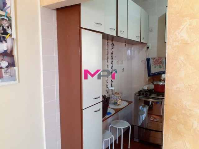 Apartamento à venda com 2 quartos, 78m² - Foto 10