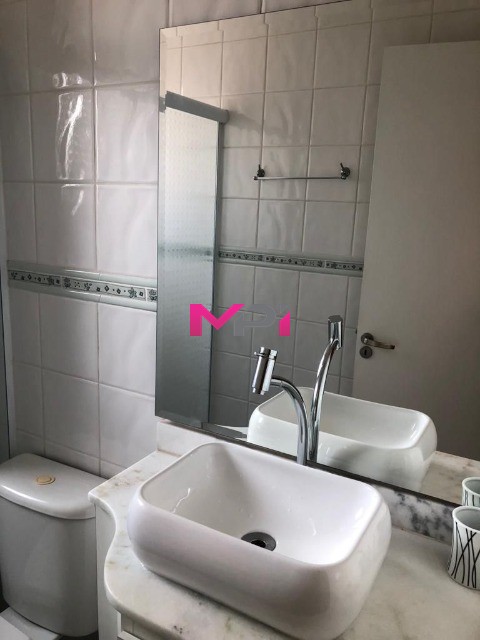 Apartamento à venda com 2 quartos, 64m² - Foto 18