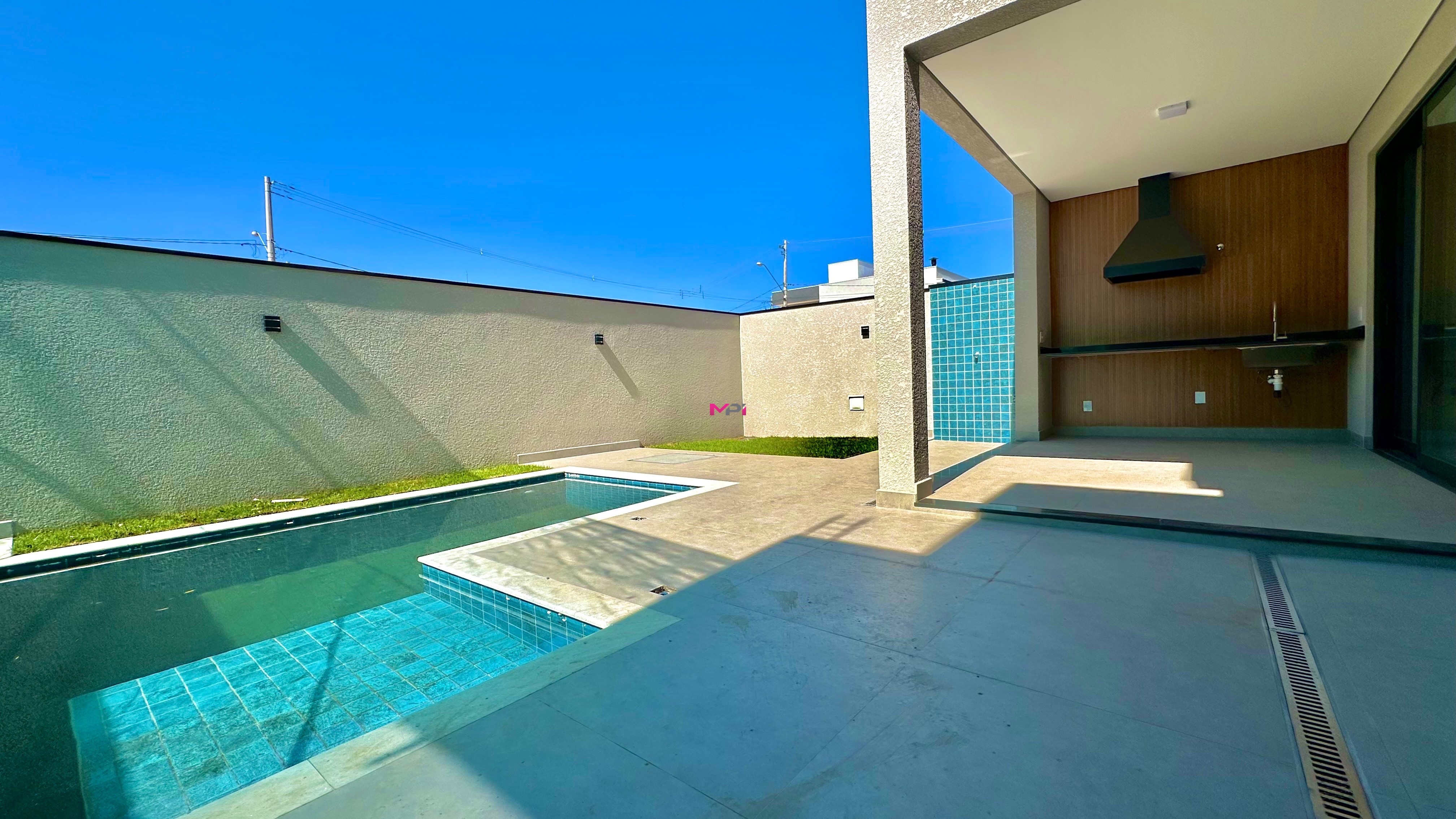 Casa de Condomínio à venda com 3 quartos, 250m² - Foto 15