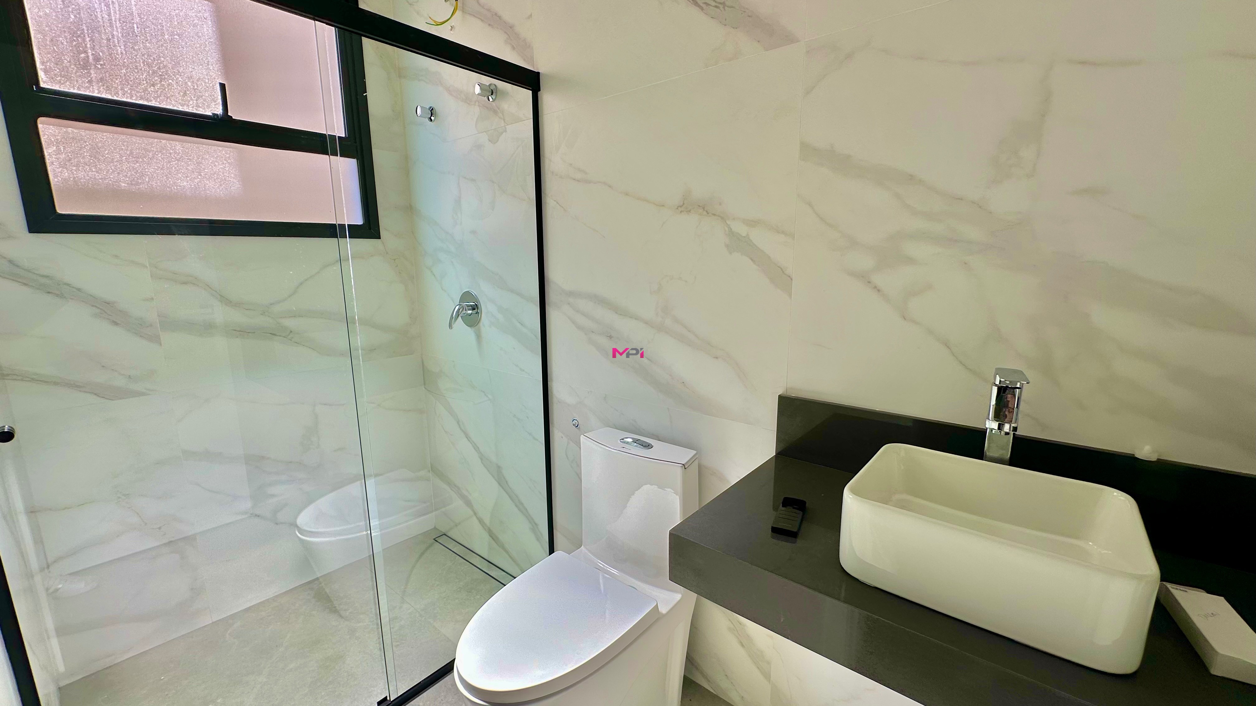 Casa de Condomínio à venda com 3 quartos, 250m² - Foto 19