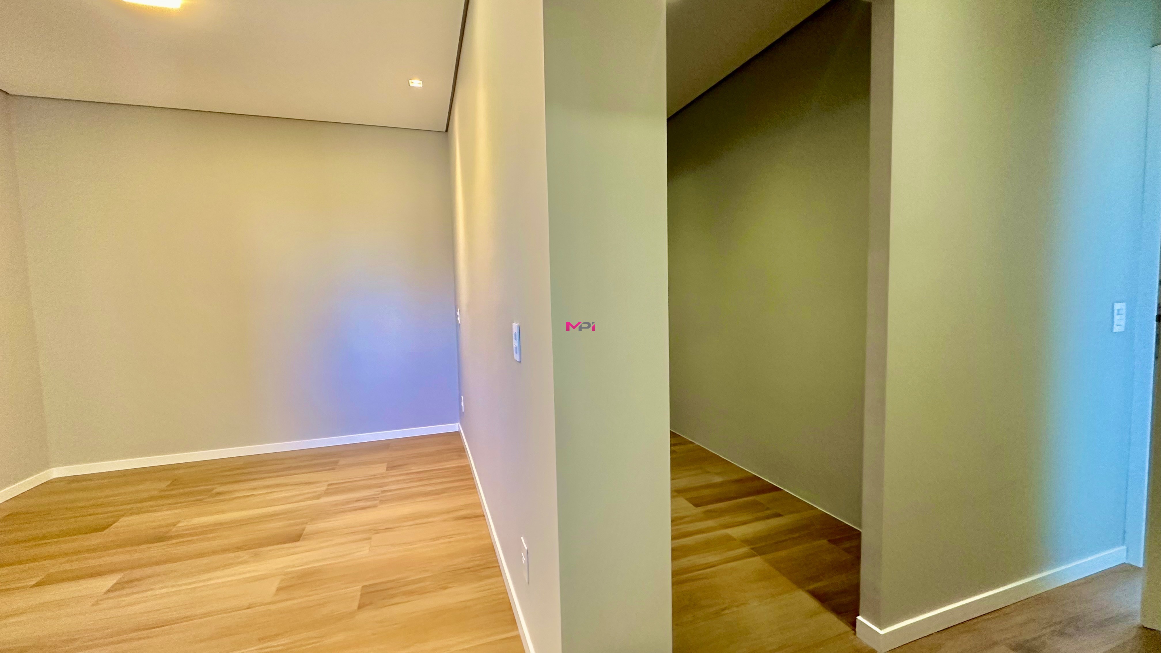 Casa de Condomínio à venda com 3 quartos, 250m² - Foto 27