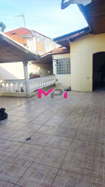 Casa à venda com 2 quartos, 184m² - Foto 7