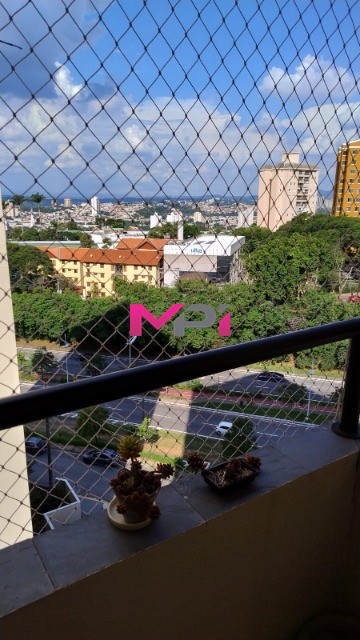 Apartamento à venda com 2 quartos, 64m² - Foto 13