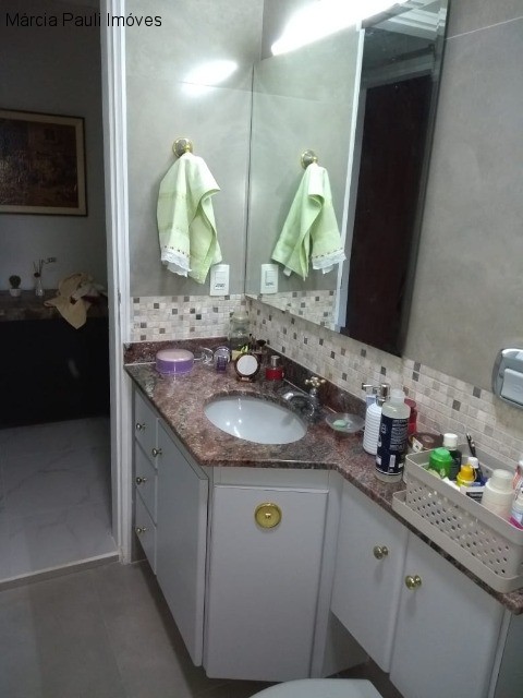 Casa, 4 quartos, 270 m² - Foto 19