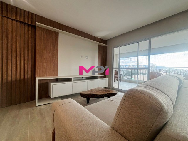 Apartamento à venda com 4 quartos, 175m² - Foto 7