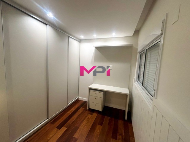 Apartamento à venda com 4 quartos, 175m² - Foto 26