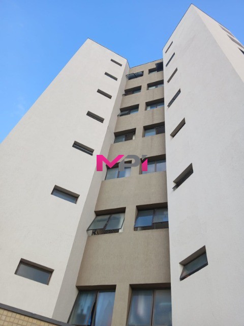 Apartamento à venda com 2 quartos, 77m² - Foto 10