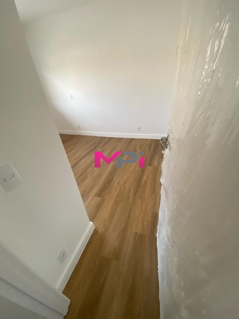 Apartamento à venda com 2 quartos, 66m² - Foto 8