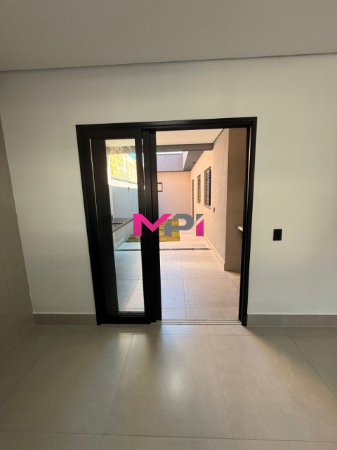 Casa à venda com 3 quartos, 120m² - Foto 10