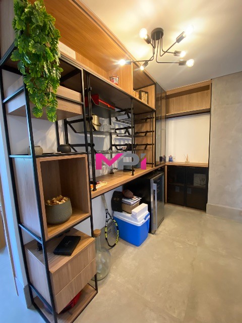 Apartamento à venda com 3 quartos, 121m² - Foto 22