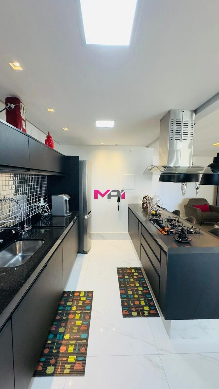 Apartamento à venda com 3 quartos, 131m² - Foto 12