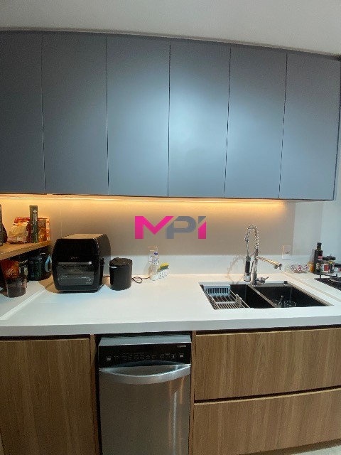 Apartamento à venda com 3 quartos, 121m² - Foto 7