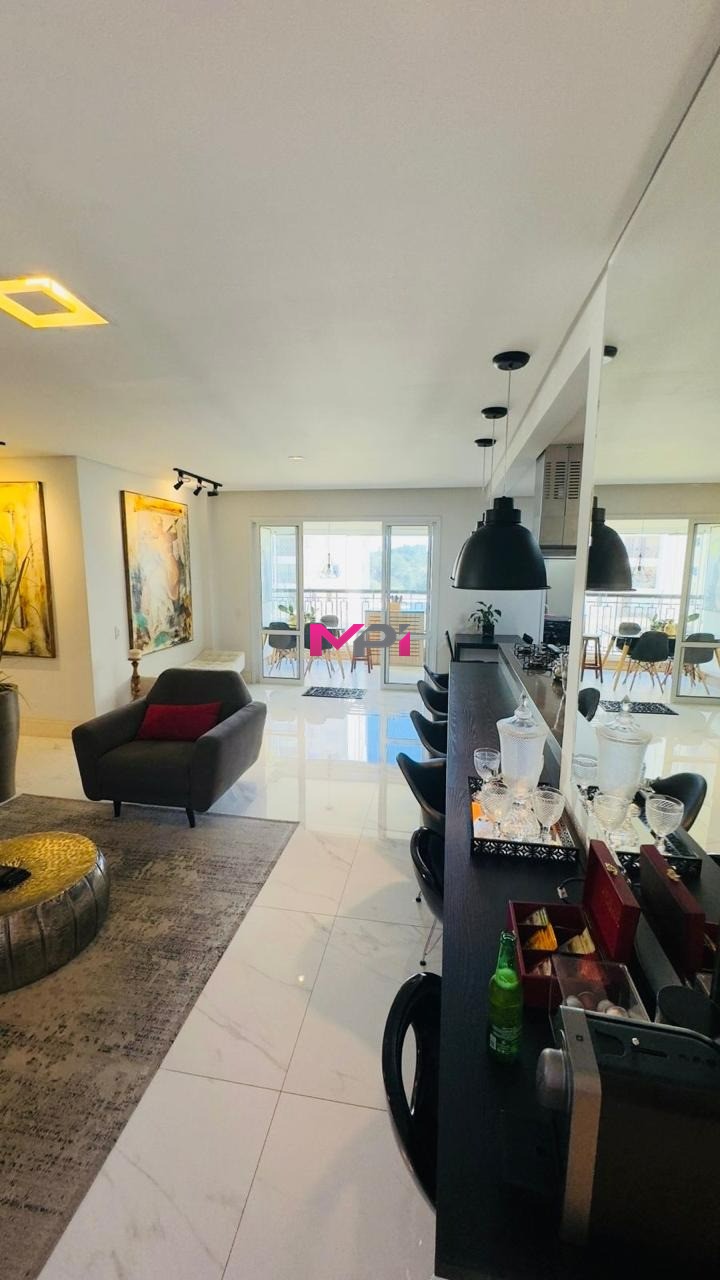 Apartamento à venda com 3 quartos, 131m² - Foto 4