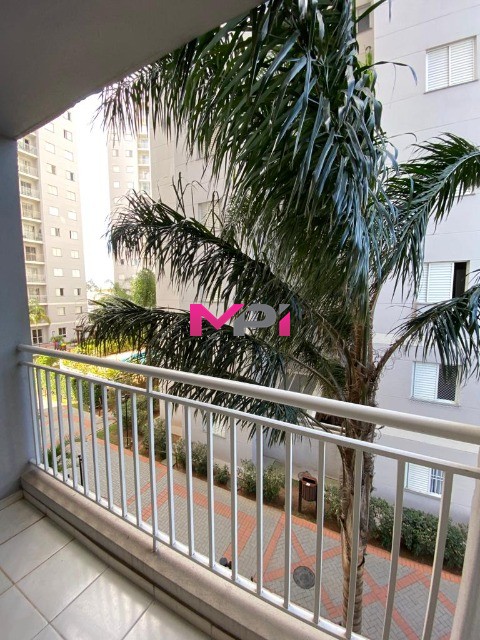 Apartamento à venda com 2 quartos, 71m² - Foto 9