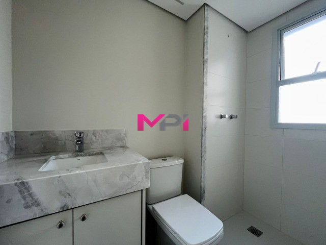 Apartamento à venda com 4 quartos, 175m² - Foto 29