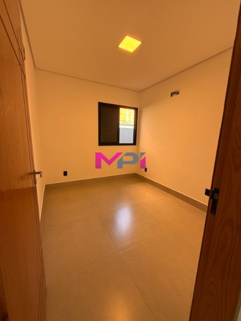 Casa à venda com 3 quartos, 120m² - Foto 17