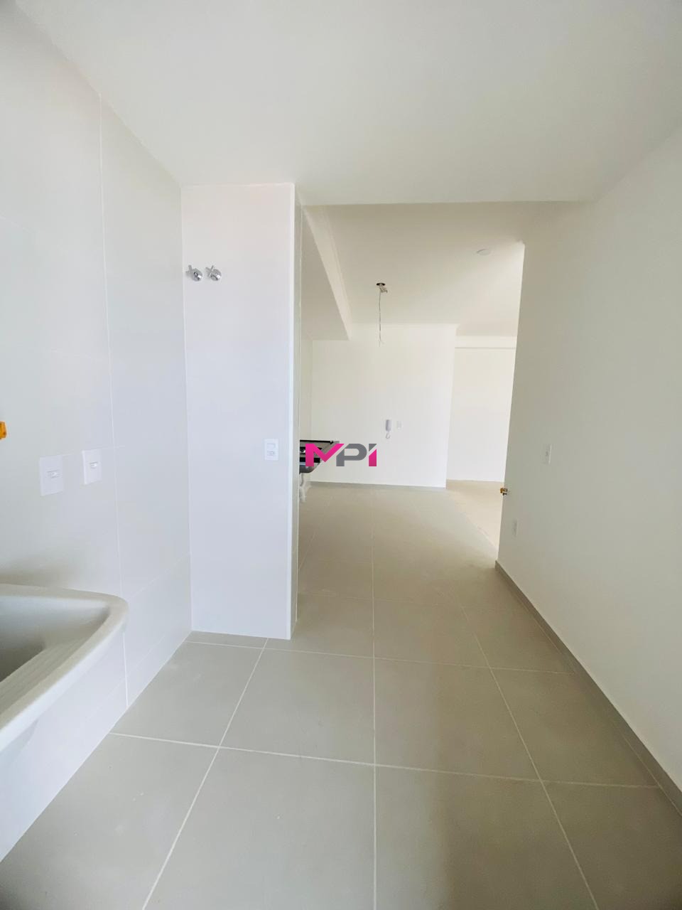 Apartamento à venda com 3 quartos, 101m² - Foto 11