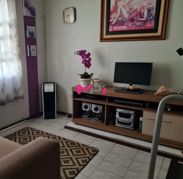 Casa à venda com 3 quartos, 200m² - Foto 9