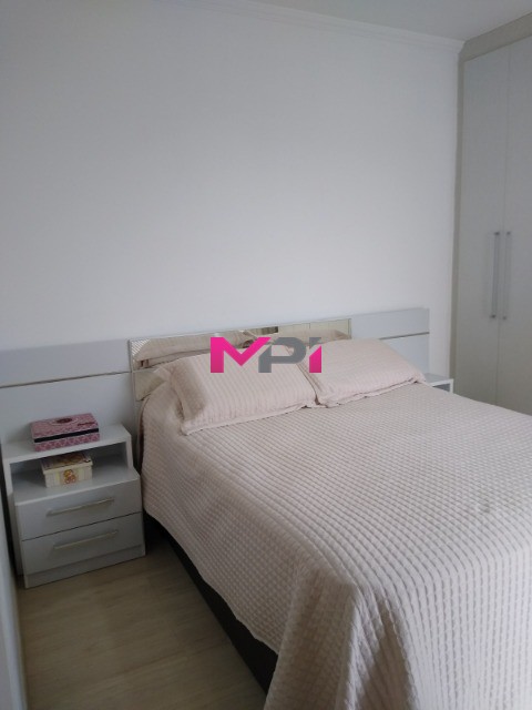 Apartamento à venda com 3 quartos, 83m² - Foto 18