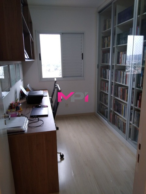 Apartamento à venda com 3 quartos, 83m² - Foto 20