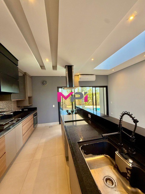 Casa de Condomínio à venda com 4 quartos, 283m² - Foto 14