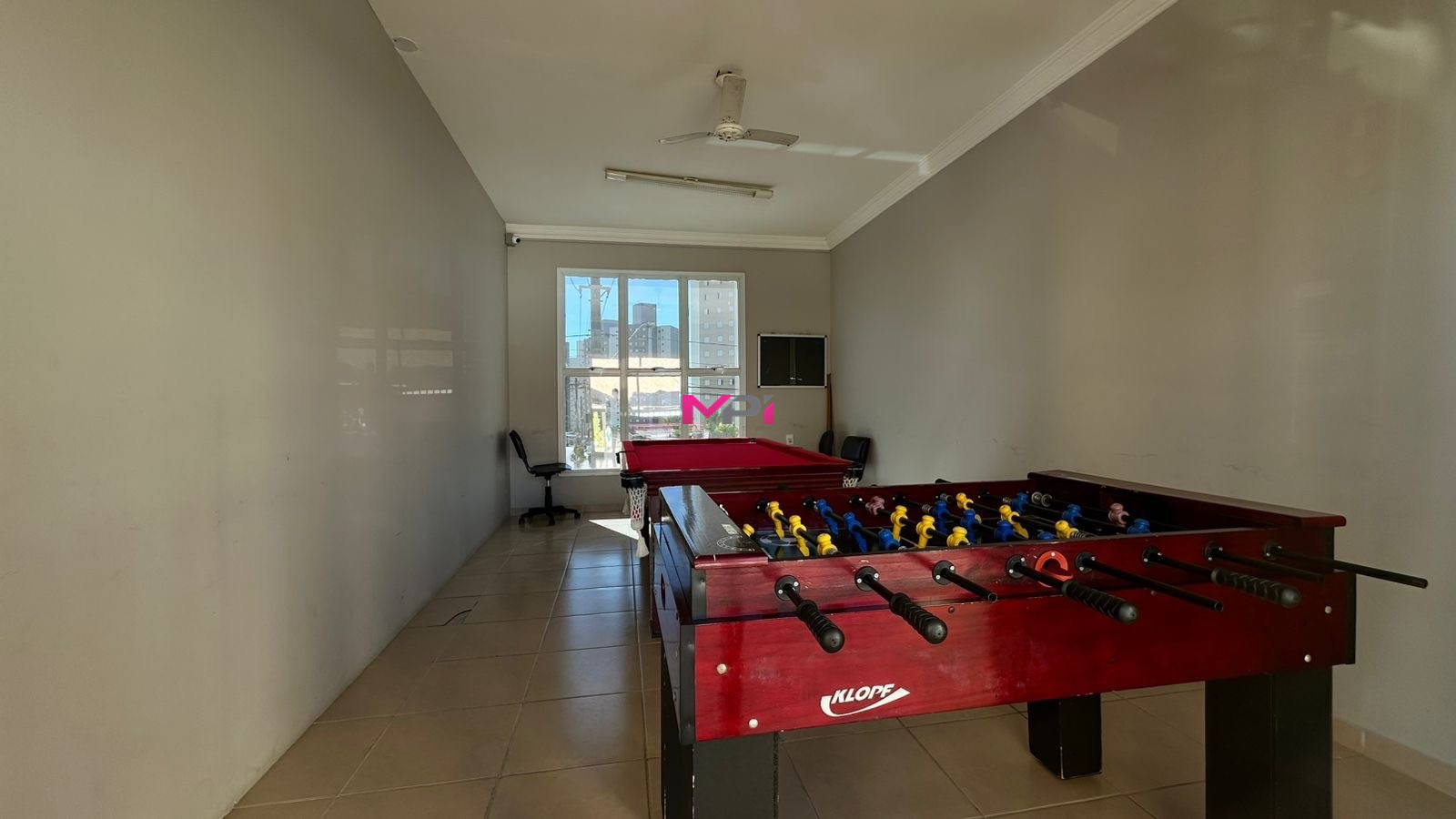 Apartamento à venda com 2 quartos, 55m² - Foto 25