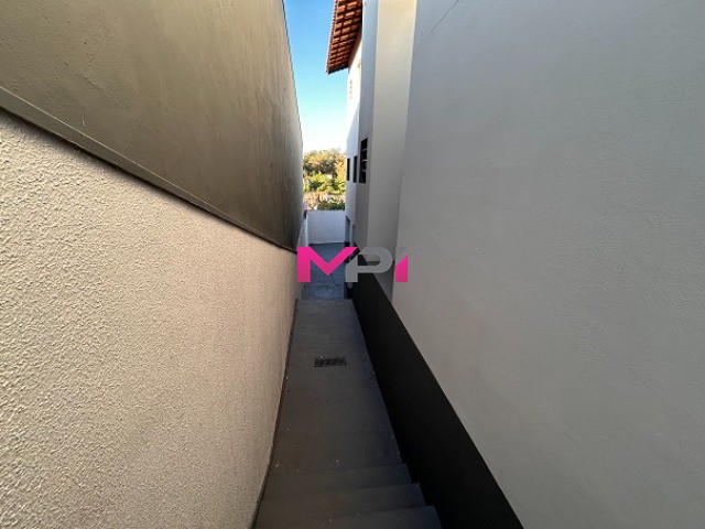 Casa à venda com 3 quartos, 196m² - Foto 30