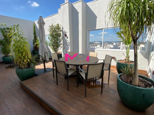 Apartamento à venda com 4 quartos, 304m² - Foto 1