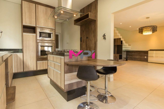 Casa de Condomínio à venda com 4 quartos, 357m² - Foto 13