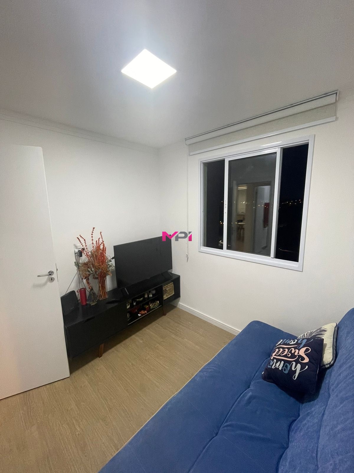 Apartamento à venda com 2 quartos, 64m² - Foto 7