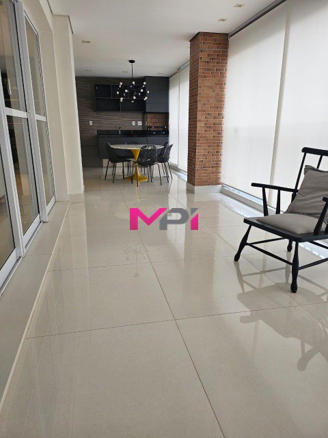 Apartamento à venda com 3 quartos, 268m² - Foto 3