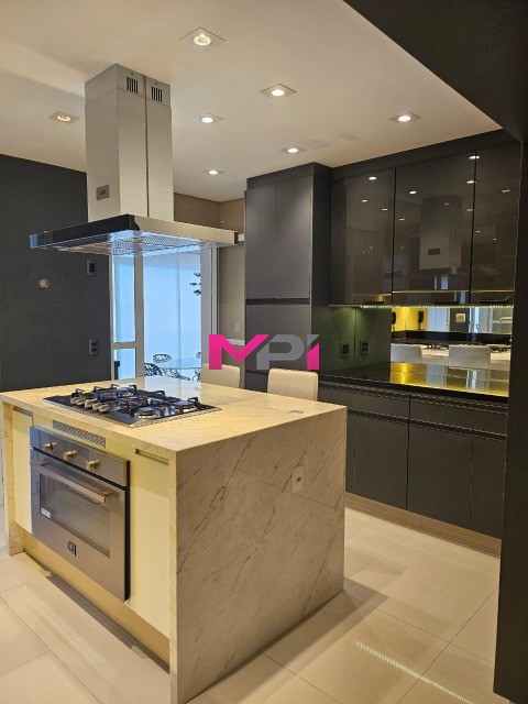 Apartamento à venda com 3 quartos, 268m² - Foto 9