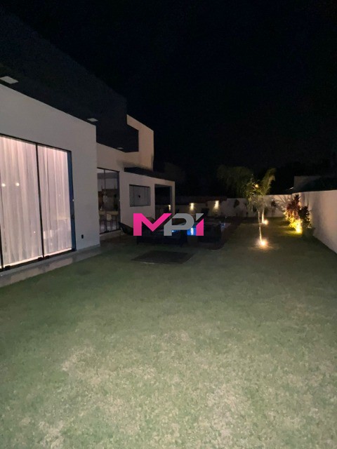 Casa de Condomínio à venda com 3 quartos, 280m² - Foto 5