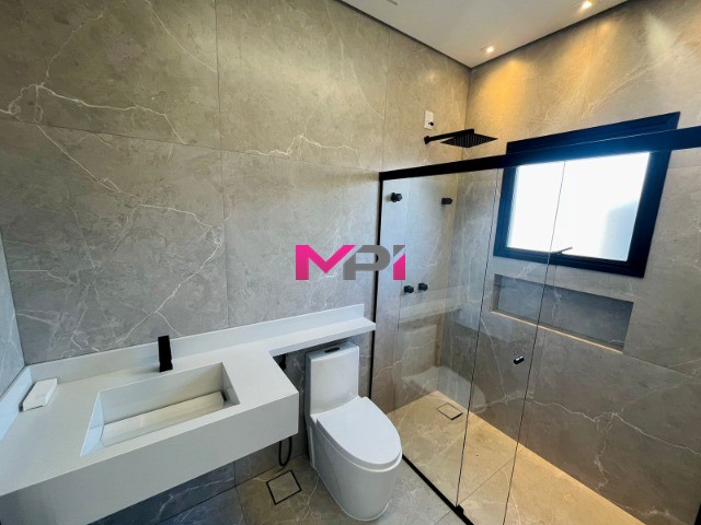 Casa de Condomínio à venda com 4 quartos, 333m² - Foto 31