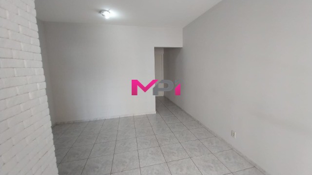 Apartamento à venda com 2 quartos, 60m² - Foto 9