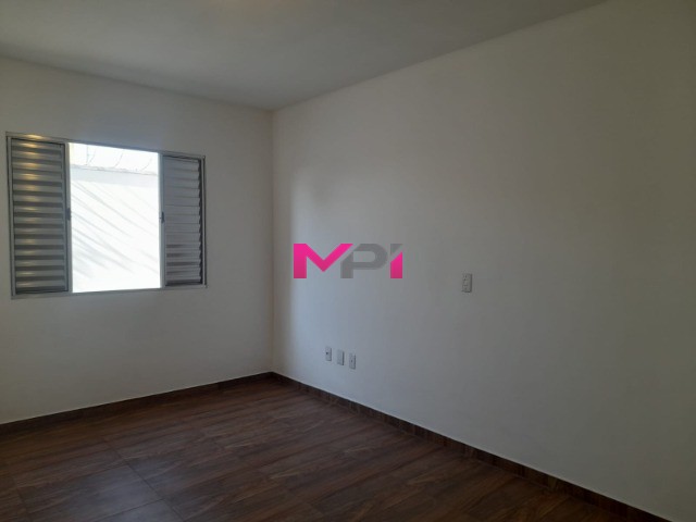 Casa à venda com 3 quartos, 114m² - Foto 11