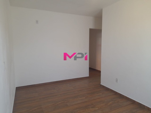 Casa à venda com 3 quartos, 114m² - Foto 13