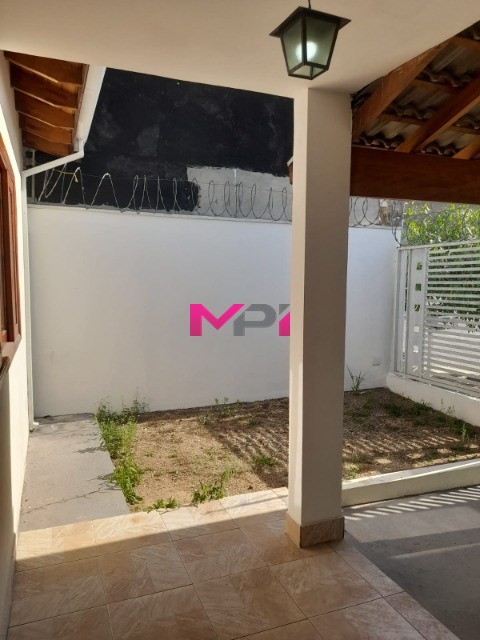 Casa à venda com 3 quartos, 114m² - Foto 23