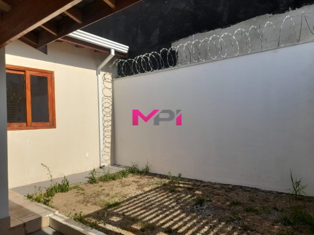 Casa à venda com 3 quartos, 114m² - Foto 25