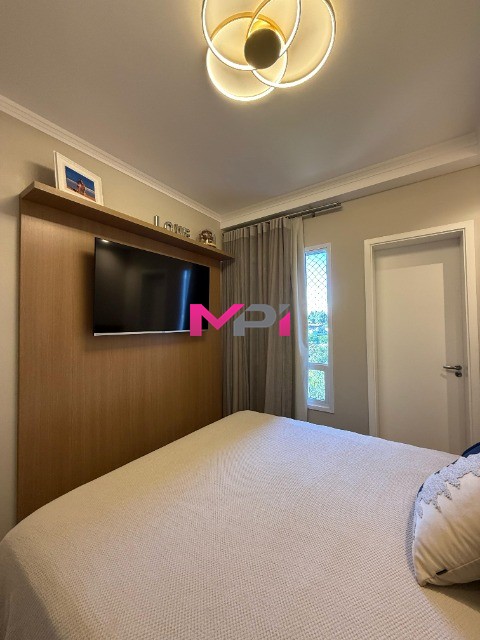 Apartamento à venda com 2 quartos, 70m² - Foto 9