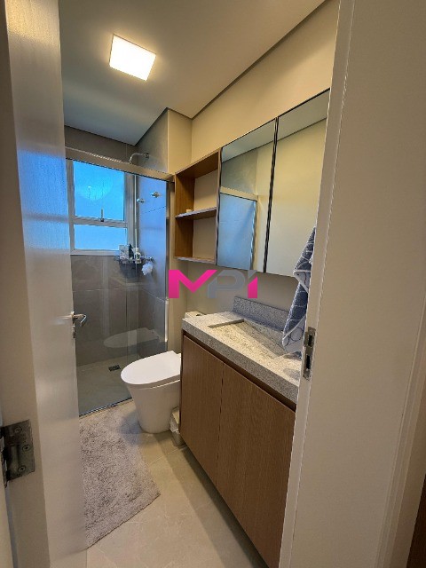 Apartamento à venda com 2 quartos, 70m² - Foto 10